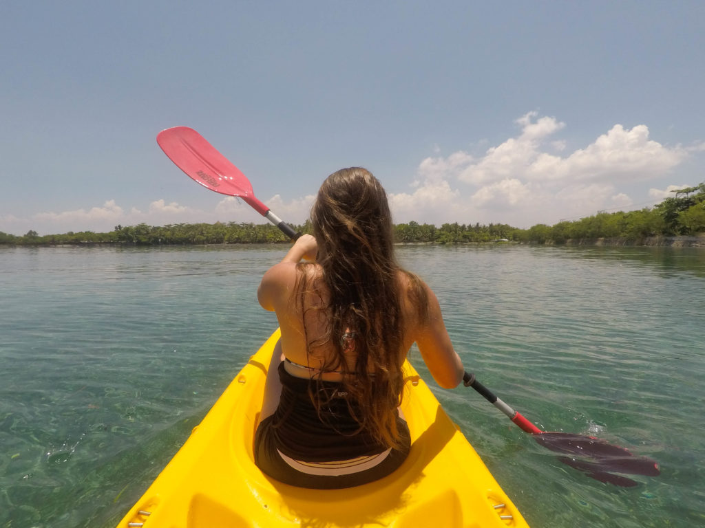 Kayaking Cordova Reef