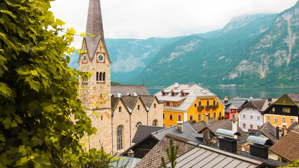 should I visit hallstatt?