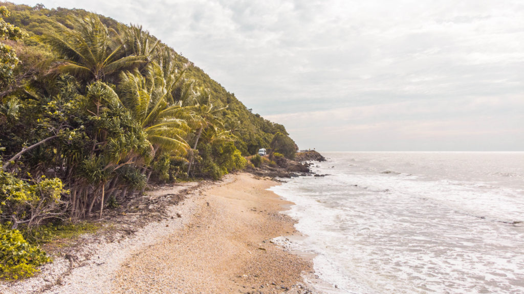 Captain cook highway road trip