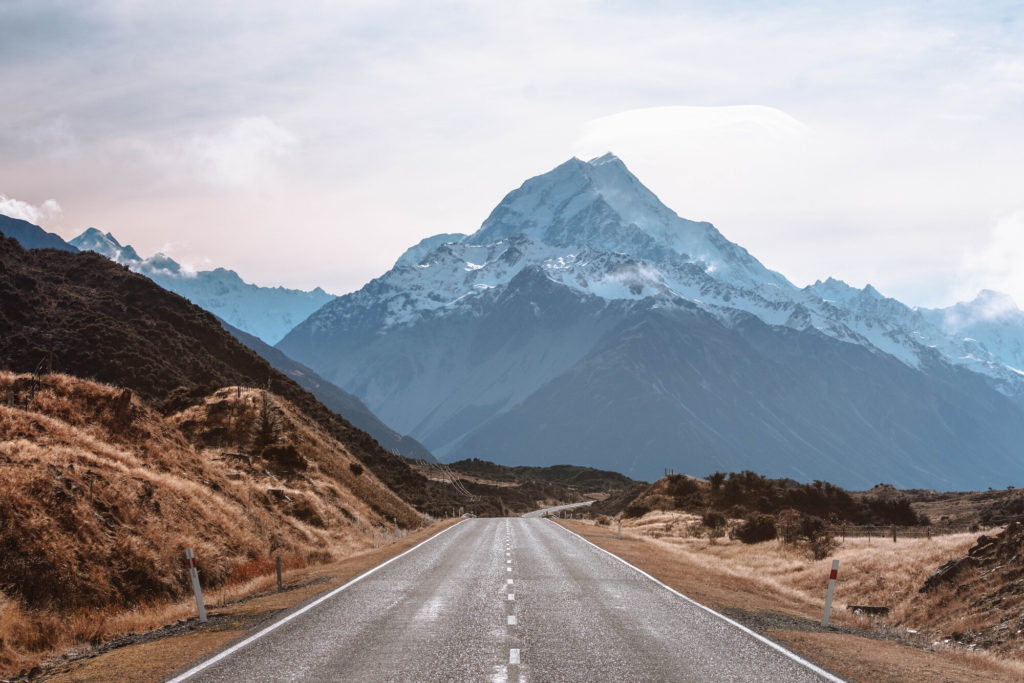 Mount Cook Drive, Lake Pukaki Photos New Zealand